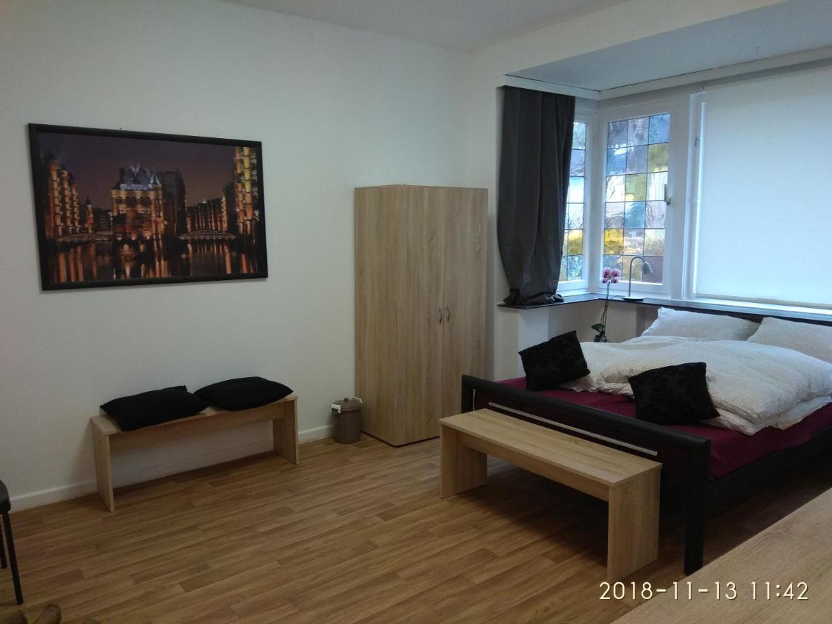 The Old Doctors Office Hostel Хамбург Екстериор снимка